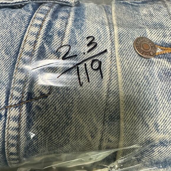 Vintage Levi's Denim Trucker Jacket  70507 0219 Acid Wash Sz M USA Made  Red Tab - Picture 11 of 11
